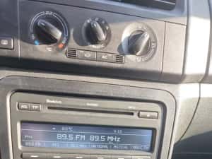 Skoda Fabia 2013 a 11 a benzina România 160.000km — miniatura 2