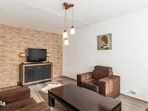Apartament 3 camere si parcare zona Racadau — miniatura 4