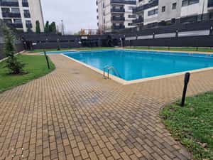 Apartament 3 camere mobilat  in Complex cu piscina  si sala fitness — miniatura 2