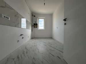 Disponibil Imediat. Decomandat. Bucatarie inchisa. Balcon. — miniatura 3