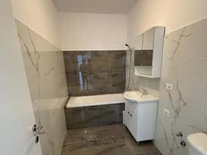 Disponibil Imediat. Decomandat. Bucatarie inchisa. Balcon. — miniatura 7
