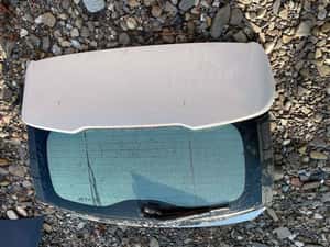 Haion cu luneta VOLVO V40 D2 2012-2019 31385293 31395708 — miniatura 8