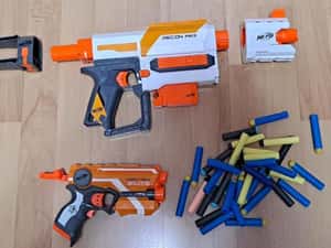 Nerf Modulus Recon MKII plus Nerf Firestrike Elite