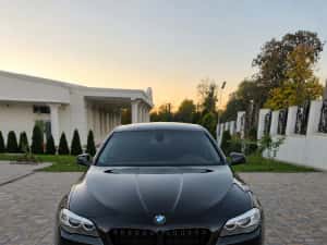 Vând bmw seria 5 f10, 525  diesel, m pachet,  automat, înmatriculat — miniatura 2