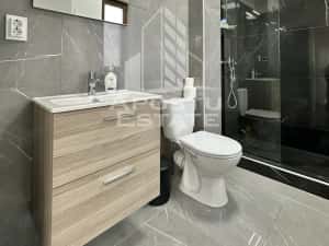 Duplex cu 3 camere si 2 bai complet mobilat si utilat in Giroc. — miniatura 9