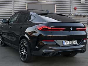 BMW X6 M pachet Km reali fara accidente!! — miniatura 3