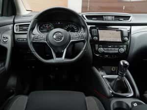 Nissan Qashqai Manuală 157 HP Benzină — miniatura 6