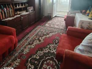 Se vinde apartament 50mp burdujeni langa scoala 48.900e 2 cam cent — miniatura 4