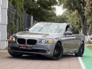 Bmw 740 XDrive 4 Butoane — miniatura 10
