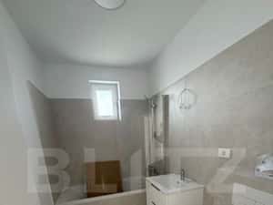Apartament 3 camere, 67 mp, zona Soarelui — miniatura 5