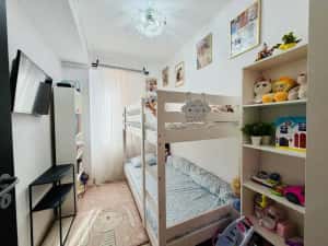 Super apartament 3 camere utilat și mobilat complet zona liniștită M Residence — miniatura 3