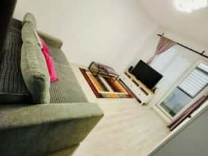 Super apartament 3 camere utilat și mobilat complet zona liniștită M Residence — miniatura 6