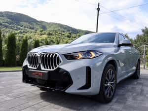 BMW X6 Automată 380 HP Benzină