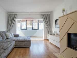 Comision 0 %! Apartament cu 4 camere de vânzare! Movilei