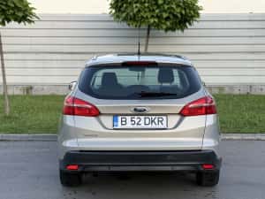 Ford Focus - Diesel - Automat - Facelift — miniatura 6