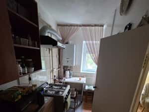 Proprietar, ap. 2 camere, centrala proprie, etaj 3, zona Mall Vitan — miniatura 6