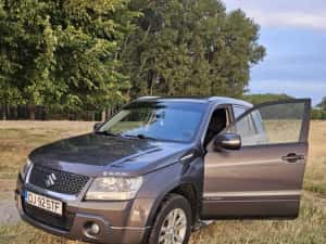 Suzuki Grand Vitara 2.4 benzina EURO 5 — miniatura 6