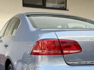 Volkswagen Passat 2011, 157.300 km, Diesel, Automat — miniatura 5