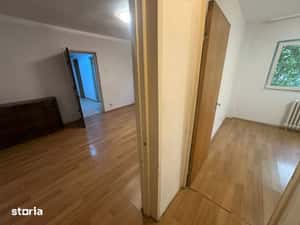 2 Camere Parter din 8 an 1982 Ideal Birou Firma Bloc Izolat Bucur Obor — miniatura 6