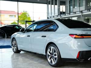 BMW 740 Automată 299 HP Diesel — miniatura 4