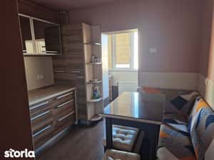 Inchiriez apartament 3 camere — miniatura 6