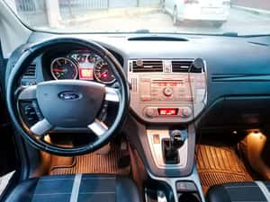 Ford Kuga 2012 - SUV Diesel 280.000 km, 5.000 EUR — miniatura 6