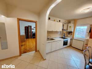 Închiriez apartament cu 3 camere aproape de Iulius Mall — miniatura 4