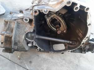 cutie viteze manuala kxp 2.0 tdi cag audi a4 b8 — miniatura 6