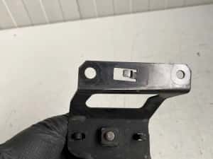 Suport cui capota dreapta VOLVO XC60 2018+ 32219337 — miniatura 3
