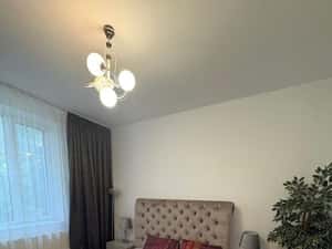 2 cam dec 54 mp cuza voda 3 min umf renovat modern liber 600 euro — miniatura 3