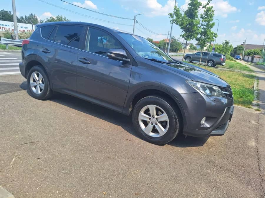 TOYOTA RAV 4 4x4 an 2014 — fotografie 1 din 10