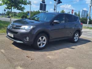 TOYOTA RAV 4 4x4 an 2014 — miniatura 2