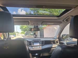 TOYOTA RAV 4 4x4 an 2014 — miniatura 5