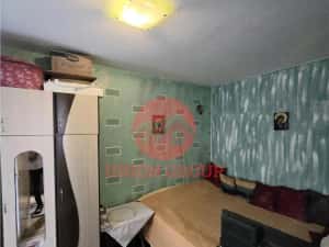 Apartament 3 Camere, Semidecomandat, Zona Piata Amzacea, Etaj 2 — miniatura 5
