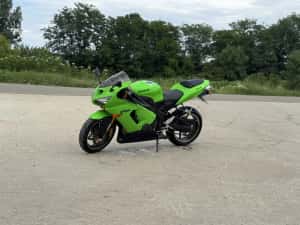 Motocicleta Kawasaki Ninja 636 — miniatura 3