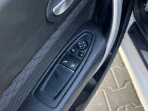 Bmw 120i 2018  M pachet 120k km — miniatura 9
