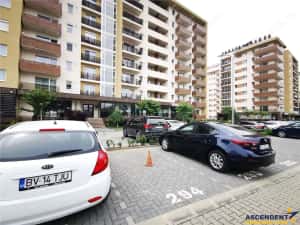 Parcare, Urban Pentha, zona Coresi, Tractorul, Brasov — miniatura 1