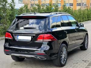 Mercedes Benz GLE 2018 AMG — miniatura 4