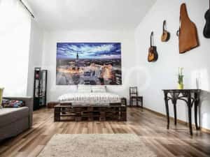 Apartament 85mp 2 camere+ boxa CENTRUL ISTORIC SIBIU — miniatura 1