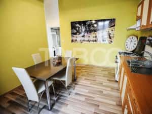 Apartament 85mp 2 camere+ boxa CENTRUL ISTORIC SIBIU — miniatura 7