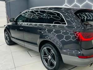 AUDI Q7 4x4 — miniatura 4