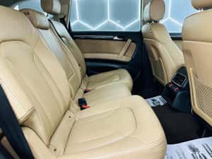 AUDI Q7 4x4 — miniatura 7