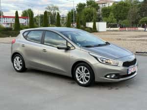 Kia Ceed * An 2013 * Euro 5 * 1.4 CRDI * km 232000 * — miniatura 2