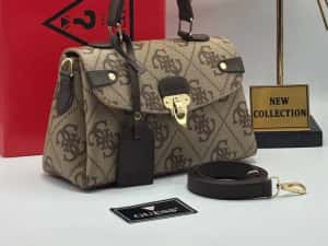 Geanta Guess noua !!! Dimesniuni 24/19 !!!