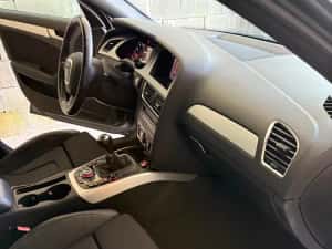 Vând Audi A 4 1.8 Benzină — miniatura 5