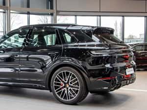 Porsche Cayenne 2026 - SUV, automat, 500 cp, 185.000 EUR — miniatura 3