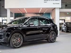 Porsche Cayenne 2026 - SUV, automat, 500 cp, 185.000 EUR — miniatura 5