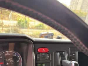 Cap tractor Scania V8  R520  6X2. an 2019 km 400 mii — miniatura 5
