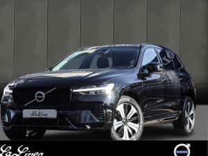 Volvo XC60 Hibrid 2025 cu 13800 km