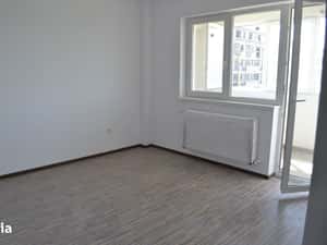 Apartament cu balcon, lift și separat de bucătărie — miniatura 4